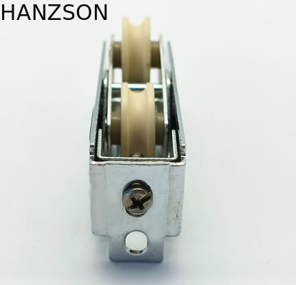Vỏ nhựa Con lăn cửa trượt bằng nhôm Tấm sắt 1.2mm Chất liệu OEM